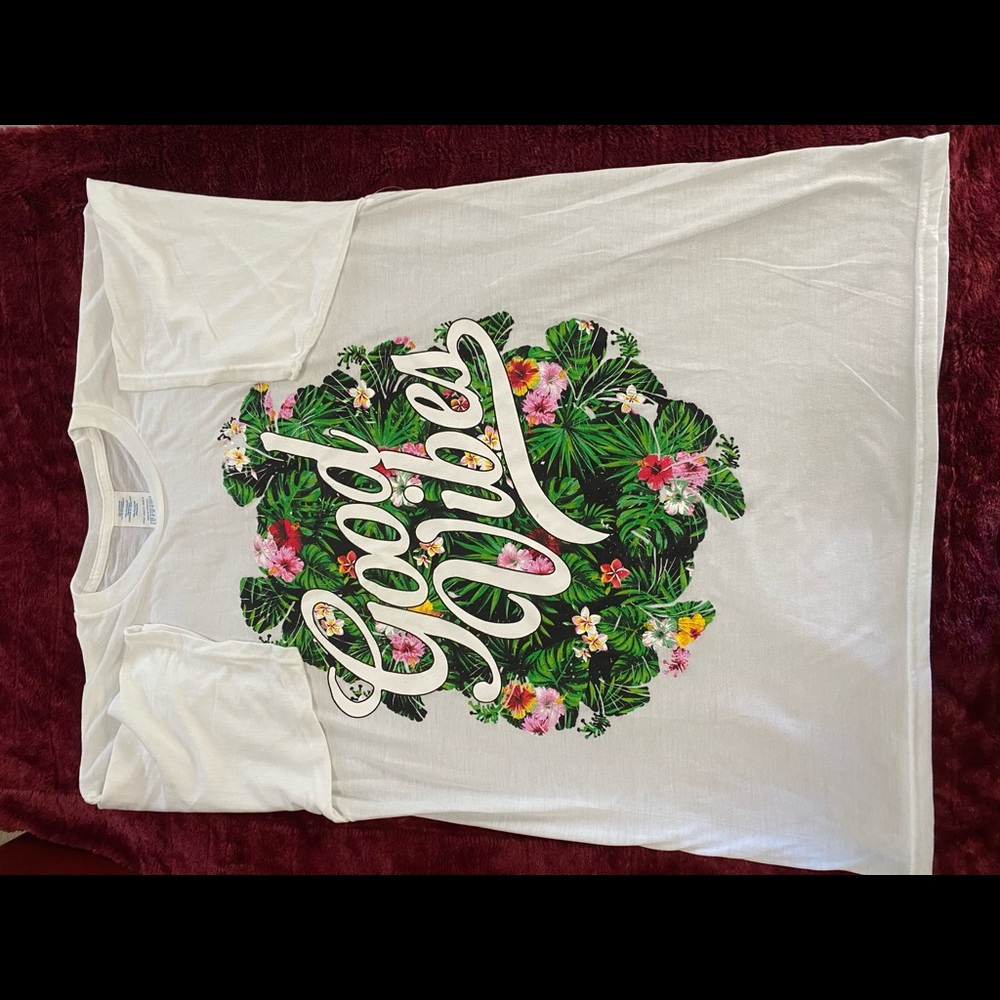 Good Vibes T-shirt